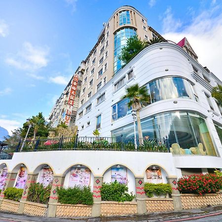 Dongpo Ti Lun Hotel Xinyi Esterno foto