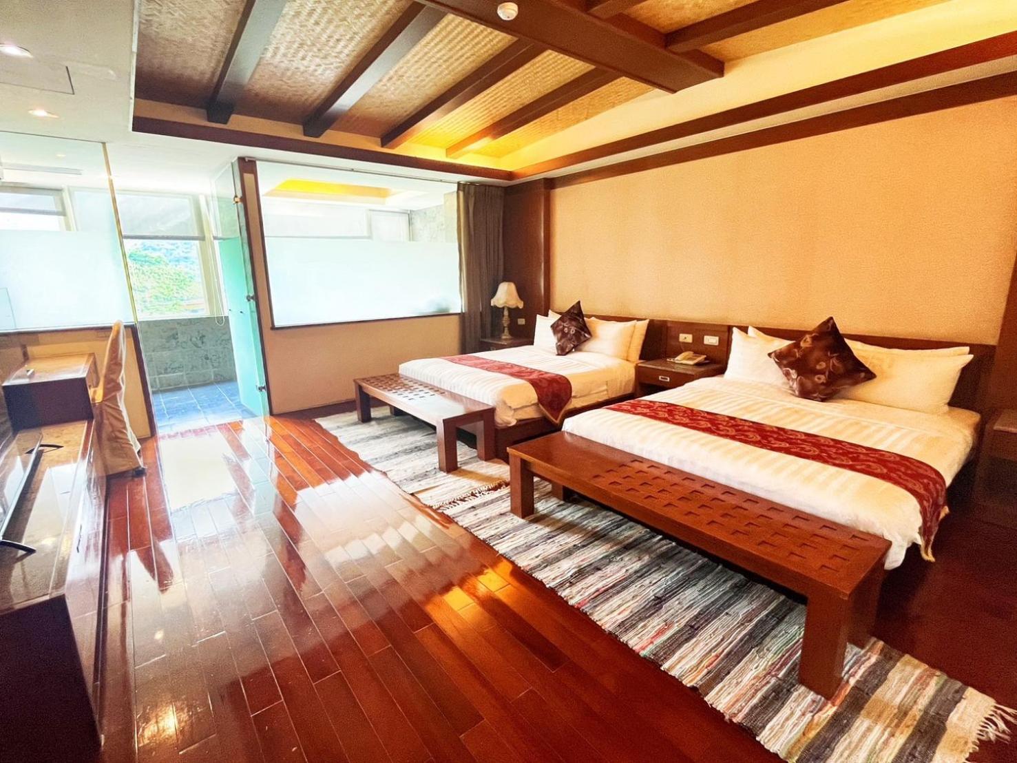 Dongpo Ti Lun Hotel Xinyi Esterno foto
