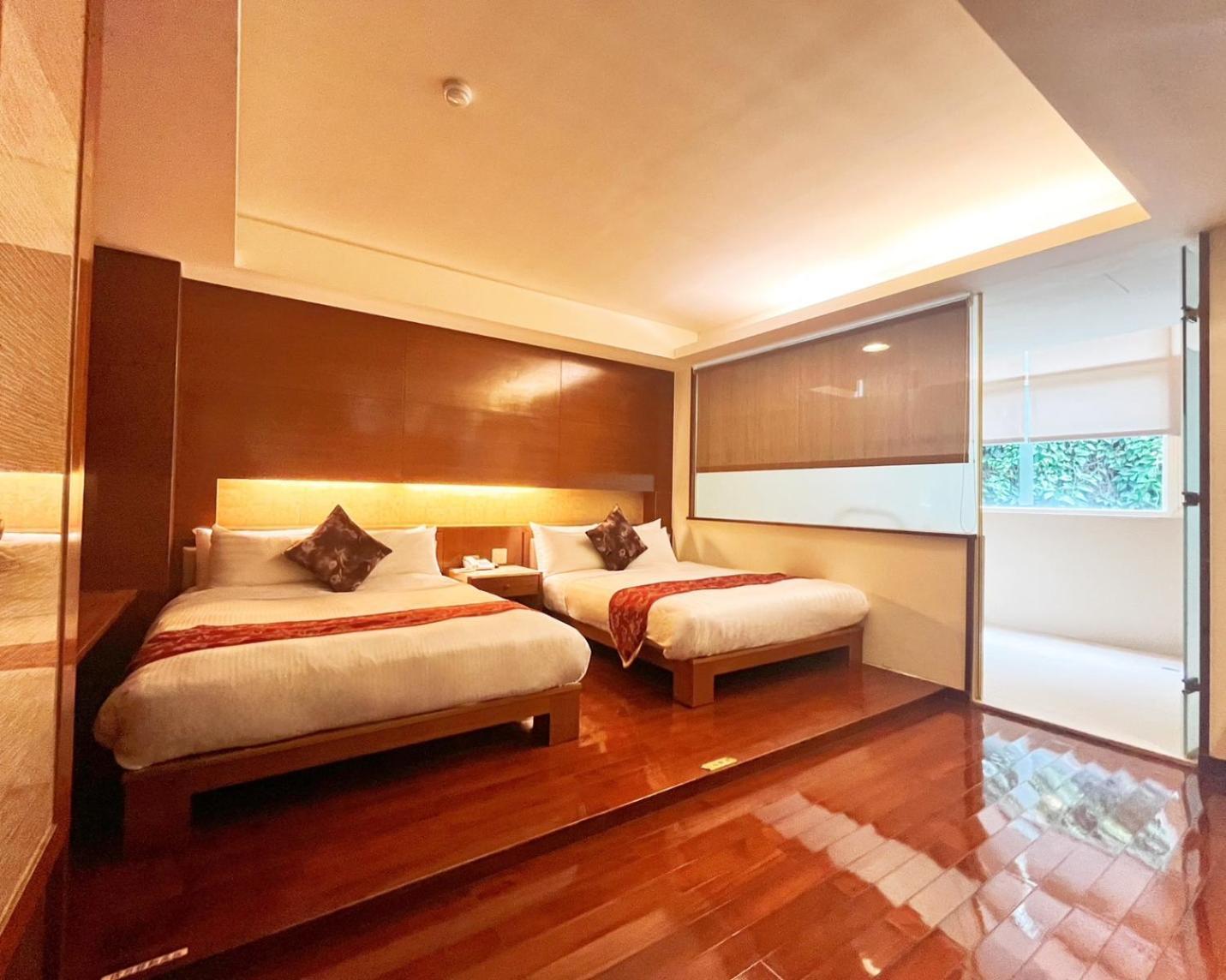 Dongpo Ti Lun Hotel Xinyi Esterno foto