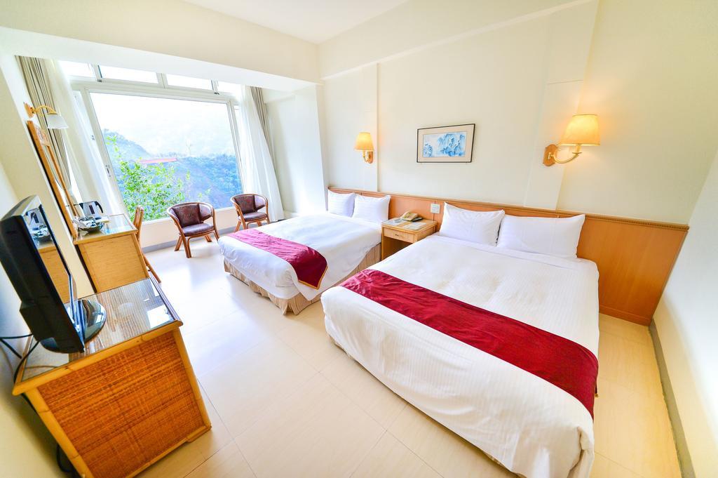 Dongpo Ti Lun Hotel Xinyi Esterno foto