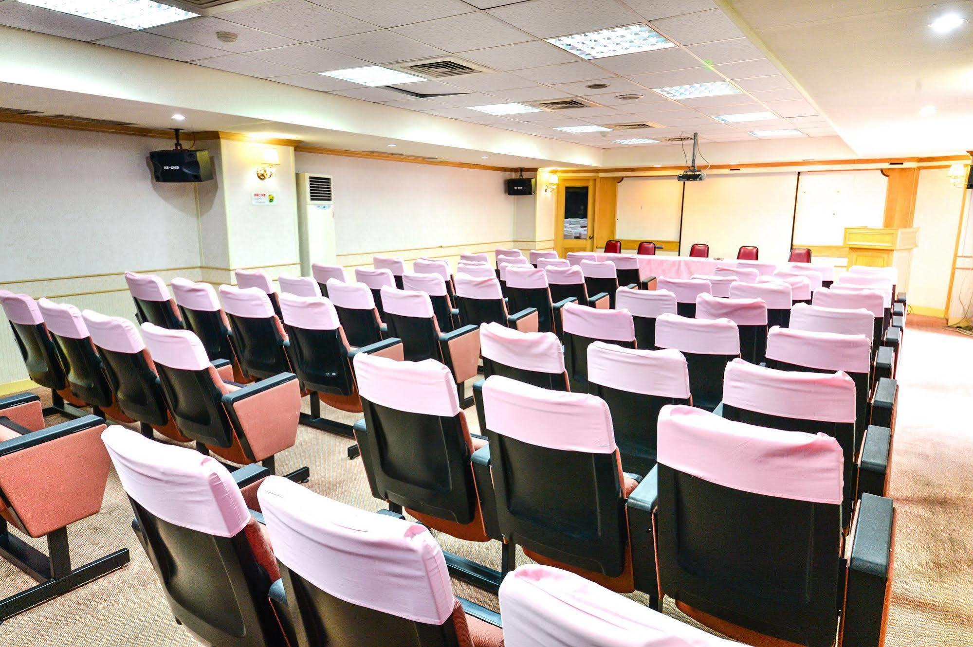 Dongpo Ti Lun Hotel Xinyi Esterno foto